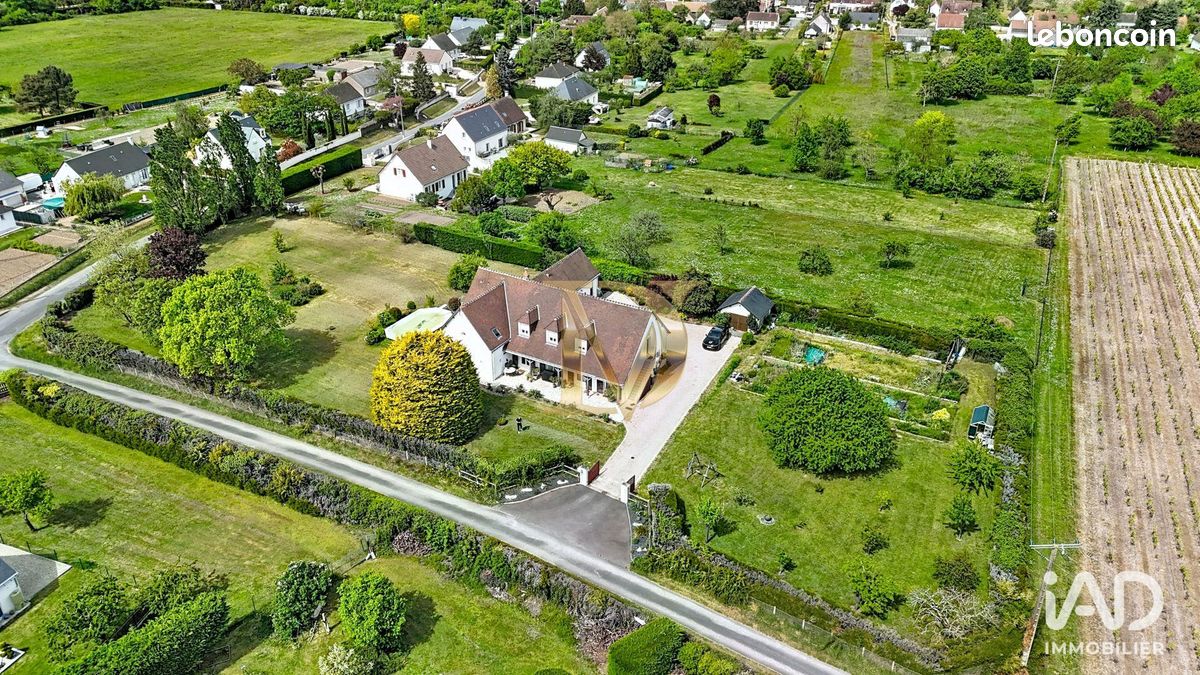 Maison 9 pièces 309 m² · à Francueil · 309 m² · 496 000 €