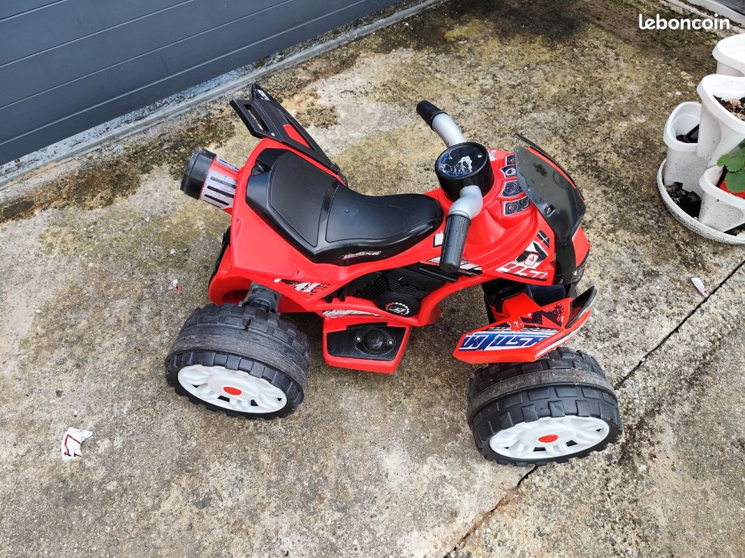 Quad 12v (image 1)