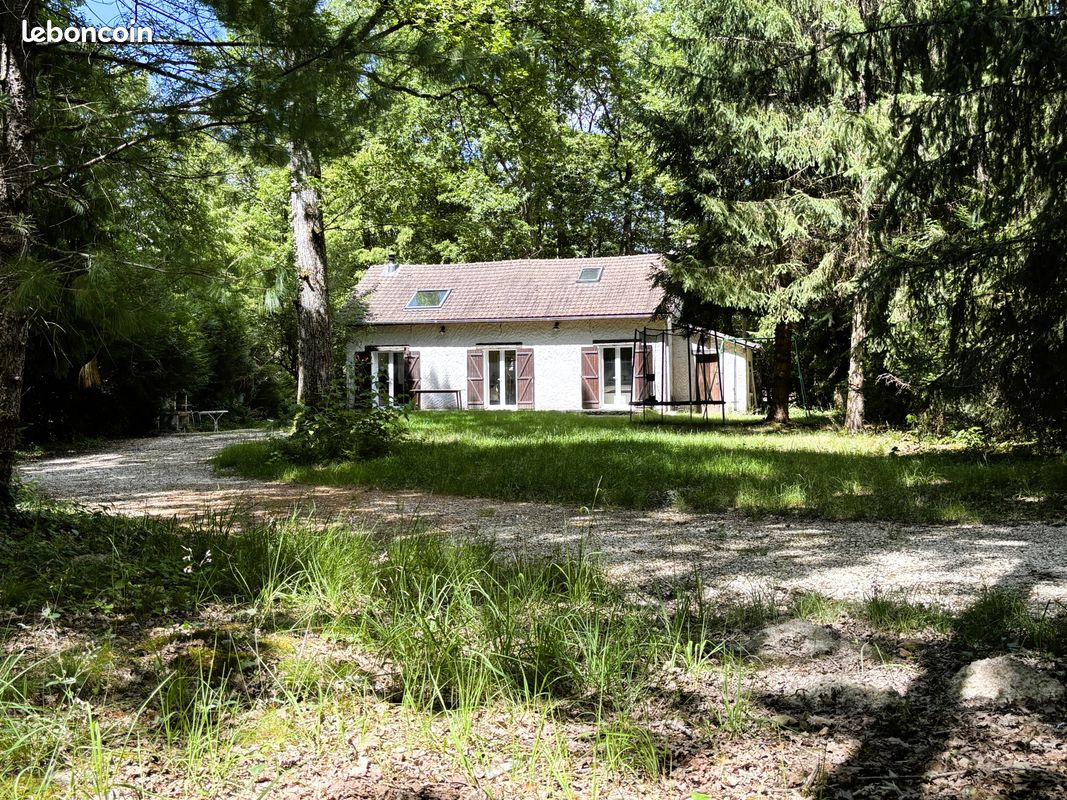 Maison 4 pièces 90 m² · à Saint-Hilaire-les-Andrésis · 90 m² · 150 000 €