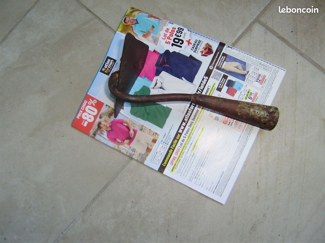 SARCLOIR/GRATTOIR ancien (image 1)