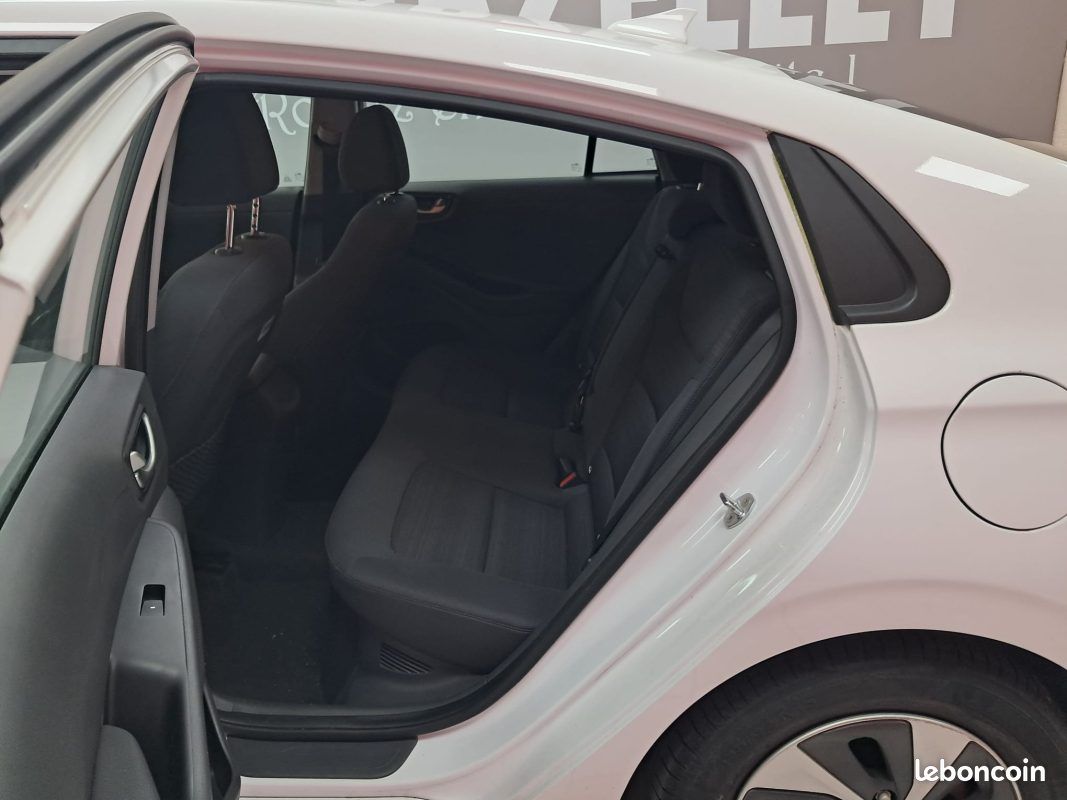 HYUNDAI IONIQ SUV HYBRIDE 141cv BUSINESS/1 ERE MAIN/TVA RECUPERABLE (image 9)