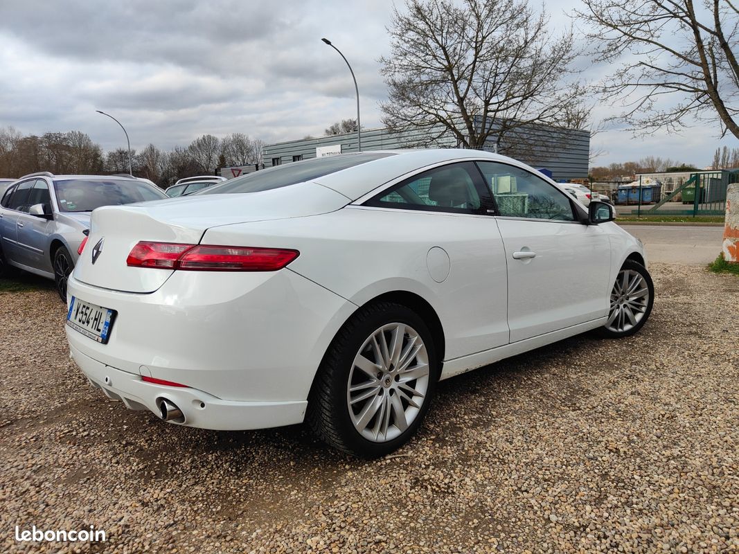 Renault Laguna Coupe GT 3.0 V6 dCi 235 *4Control * BVA * GARANTIE (image 4)