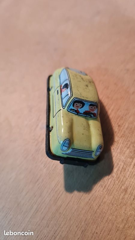Voiture vintage Porsche Joustra (Gebraucht) in Malleray für CHF 31