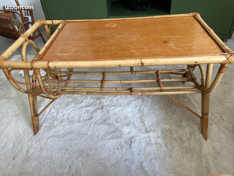 Table basse en rotin (image 1)