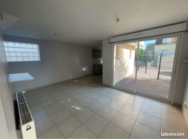 Maison 3 pièces 65 m² · à Saint-Parres-aux-Tertres · 65 m² · 900 €/mois