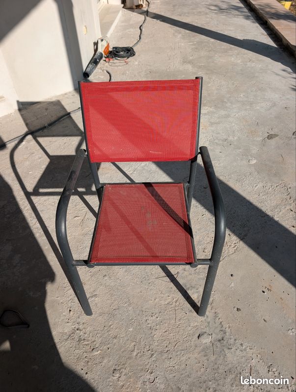 Table extérieure + fauteuils (image 3)
