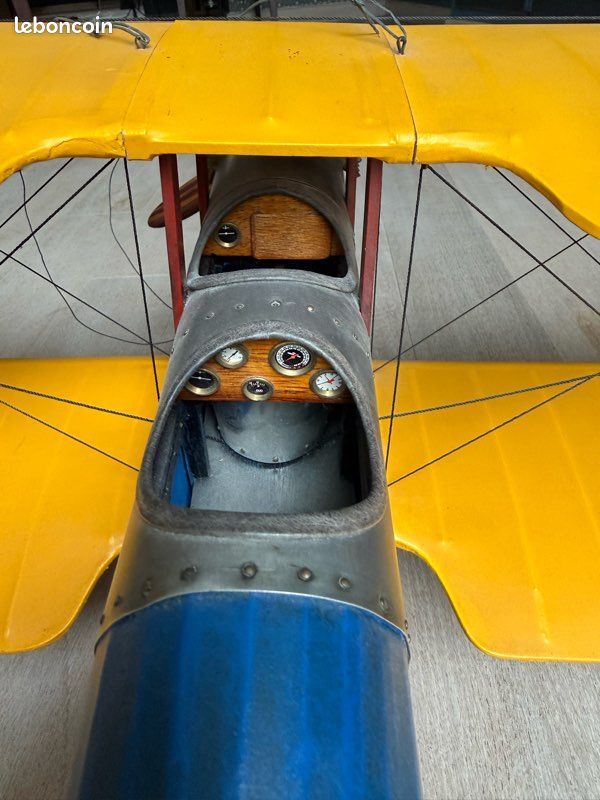 Grande maquette hydravion biplan (image 7)