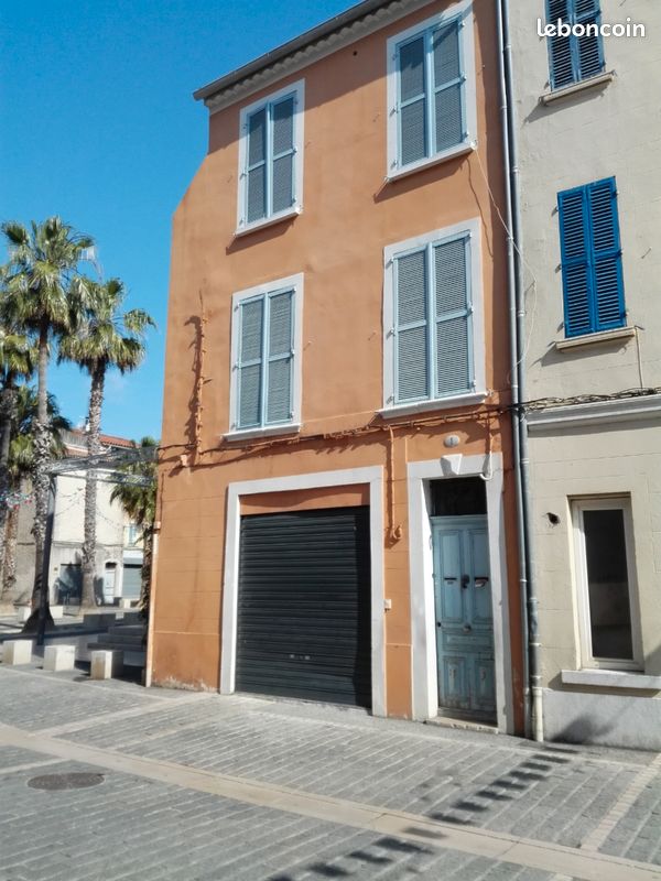 Immeuble 6 pièces 160 m² · à La Seyne-sur-Mer · 160 m² · 340 000 €