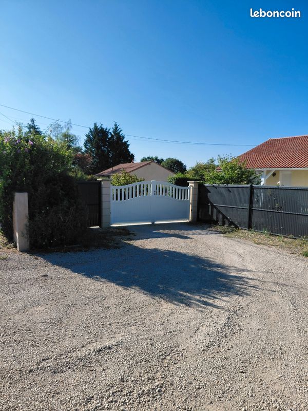 Maison 8 pièces 138 m² · à Fontaine-le-Comte · 138 m² · 330 000 €