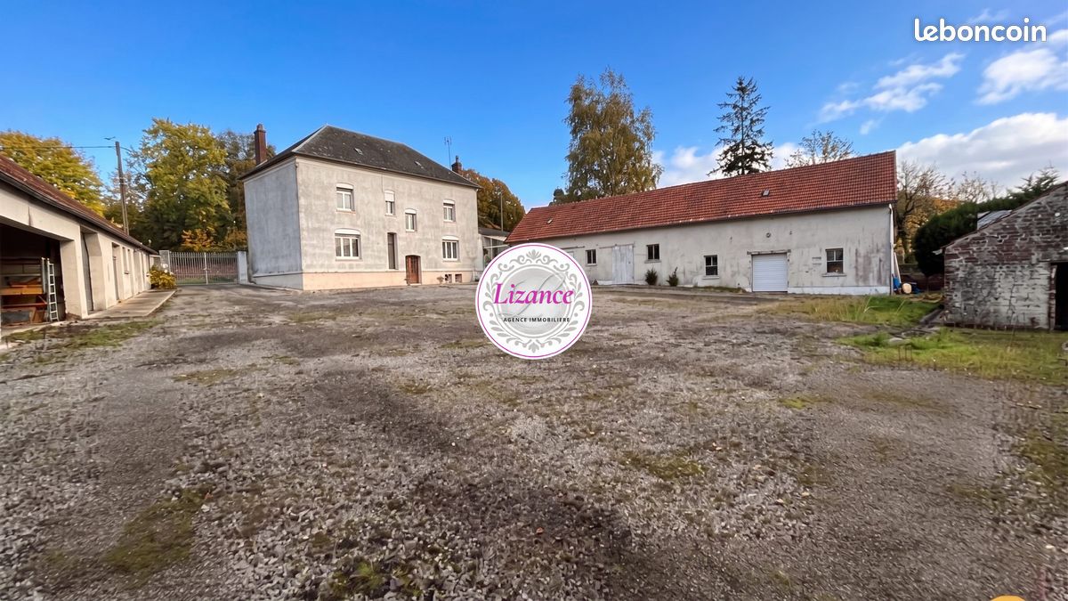 Maison 7 pièces 238 m² · à Péronne · 238 m² · 154 900 €