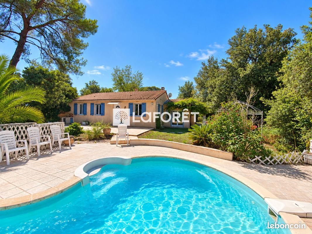 Maison 5 pièces 122 m² · à Roquefort-les-Pins · 122 m² · 655 000 €