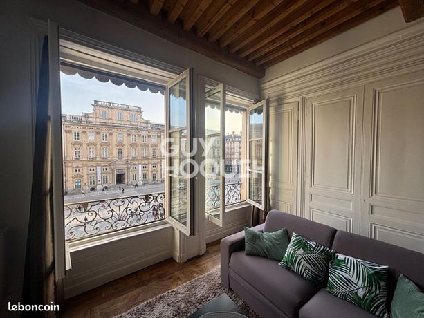 Appartement 2 pièces 52 m² — 9