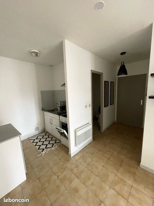 Appartement 1 pièce 27 m² · à Orthez · 27 m² · 350 €/mois