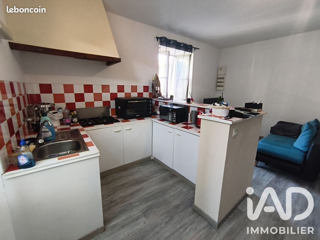 Maison 7 pièces 116 m² · à La Mothe-Saint-Héray · 116 m² · 96 000 €