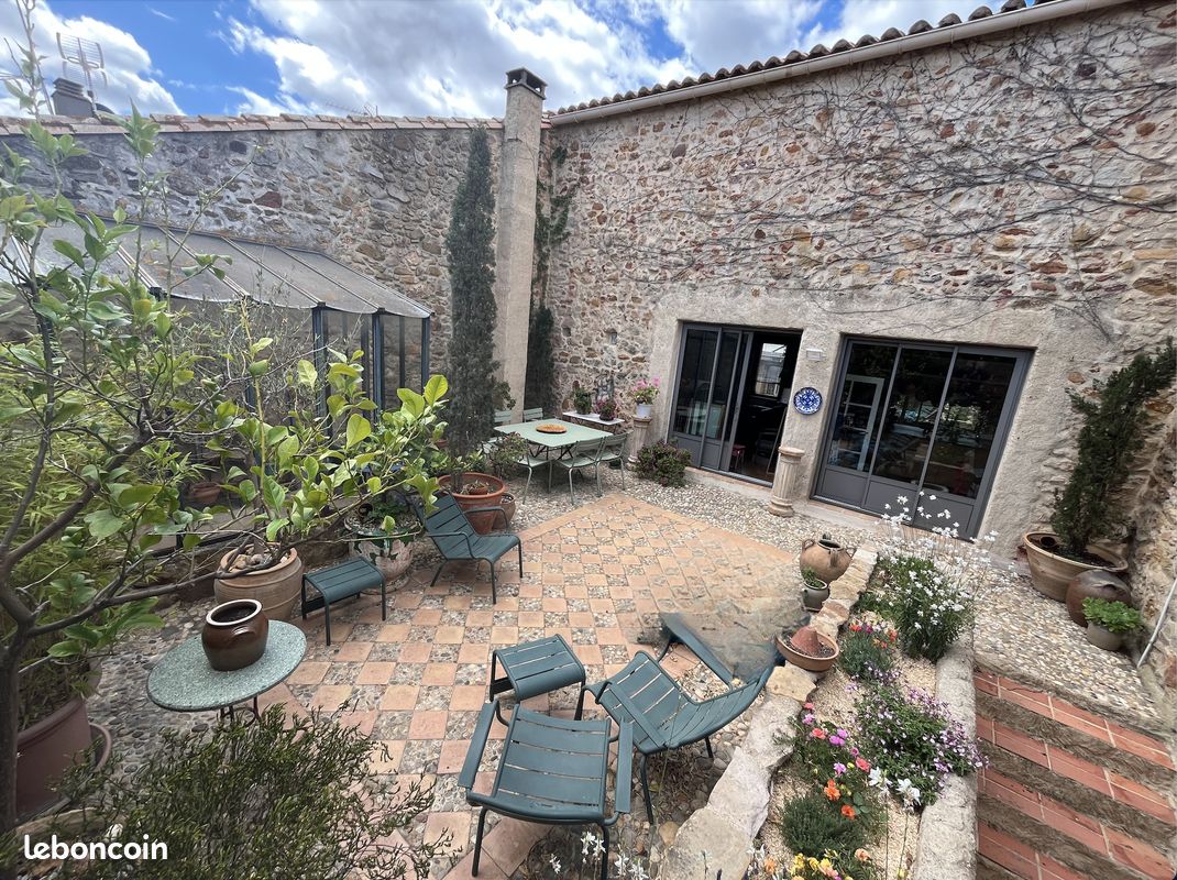 Maison 5 pièces 153 m² · à Bizanet · 153 m² · 340 000 €