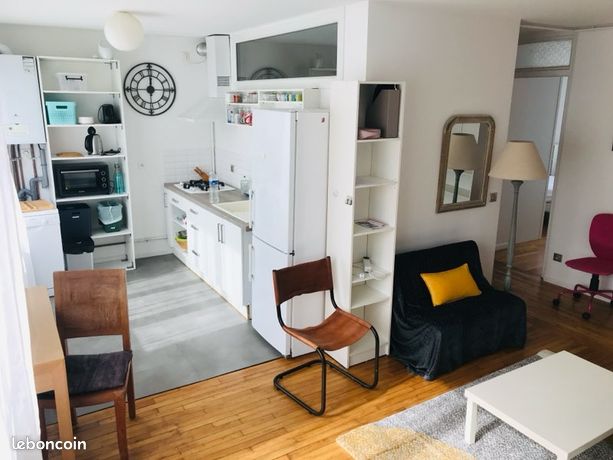 T2 lumineux meublé charges comprises 45m2 lorient centre