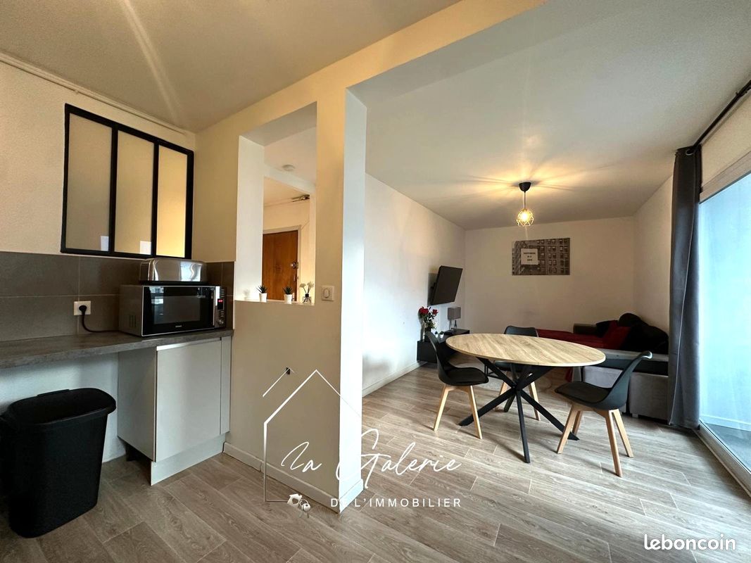 Appartement 3 pièces 56 m² · à Le Pont-de-Claix · 56 m² · 118 000 €
