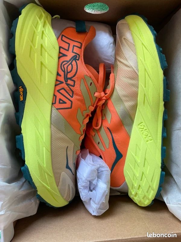 HOKA ONE ONE SPEEDGOAT 7 Orange (image 1)
