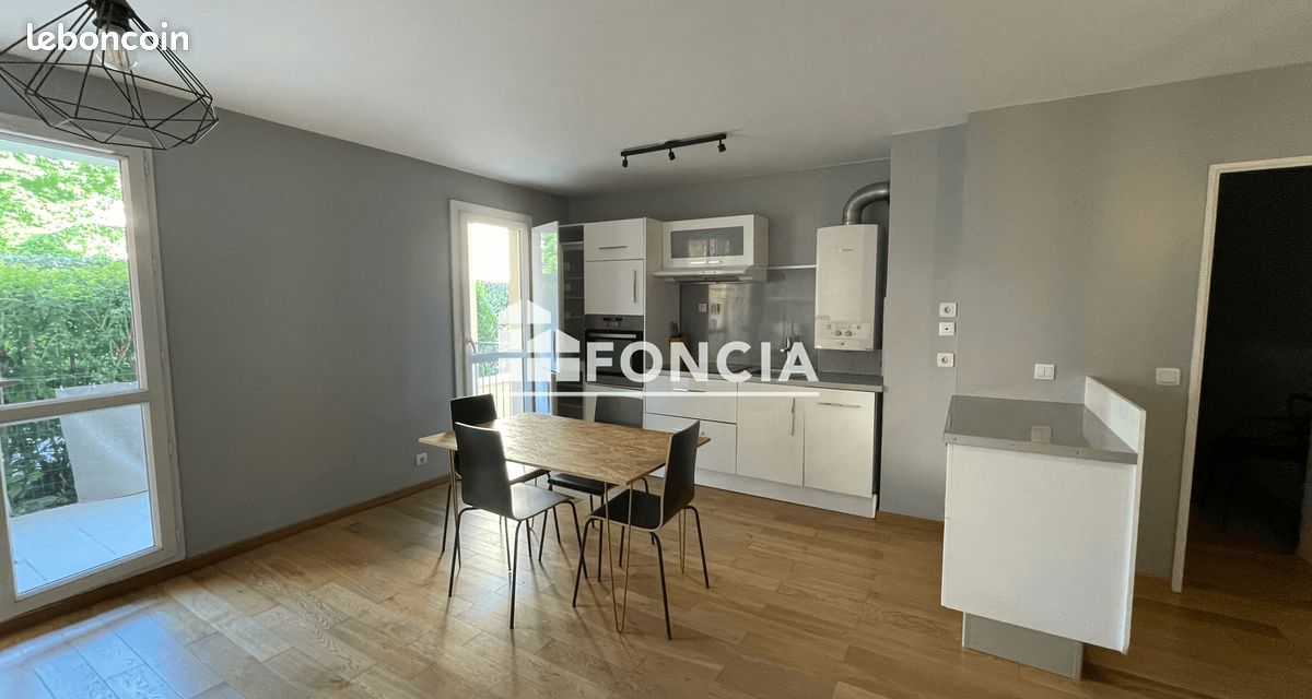 Appartement 2 pièces 46 m² · à Émerainville · 46 m² · 930 €/mois