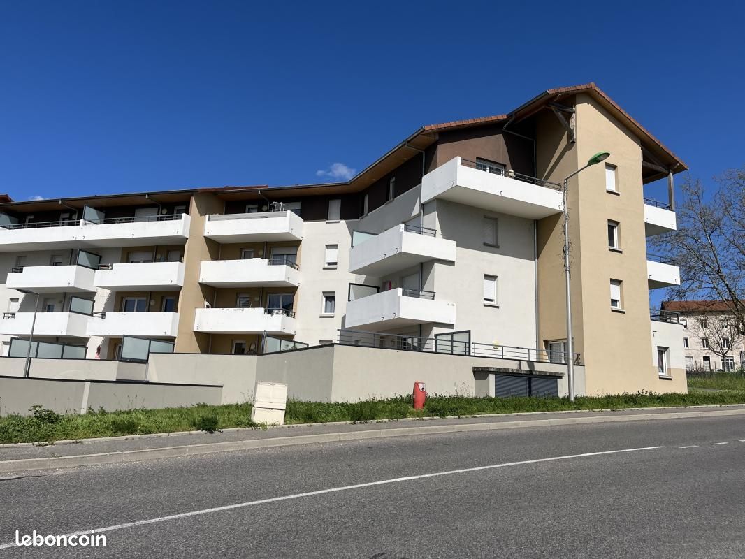 Appartement 4 pièces 79 m² · à Chasse-sur-Rhône · 79 m² · 824 €