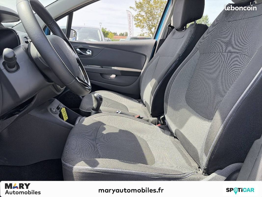 RENAULT Captur TCe 90 Energy Zen (image 9)