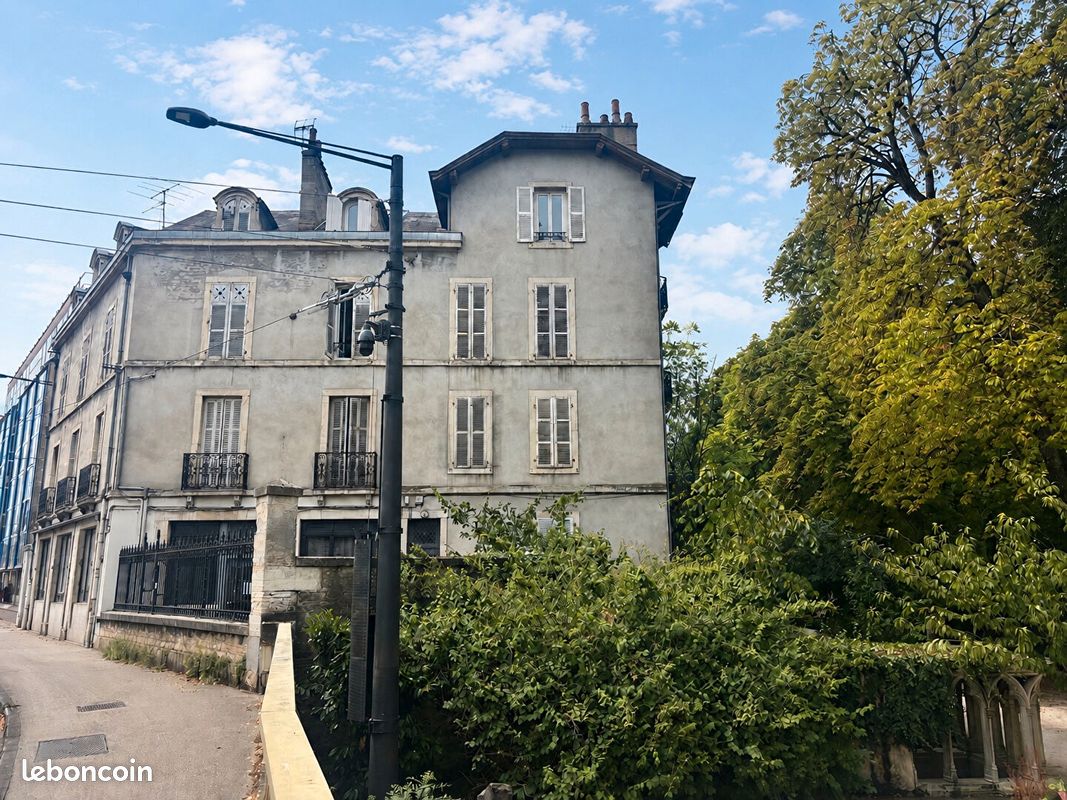 Appartement 1 pièce 16 m² · à Dijon · 16 m² · 450 €