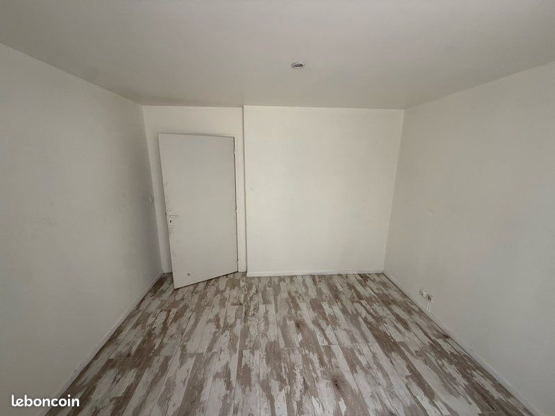 Appartement 3 pièces 86 m² · à Ribérac · 86 m² · 650 €/mois