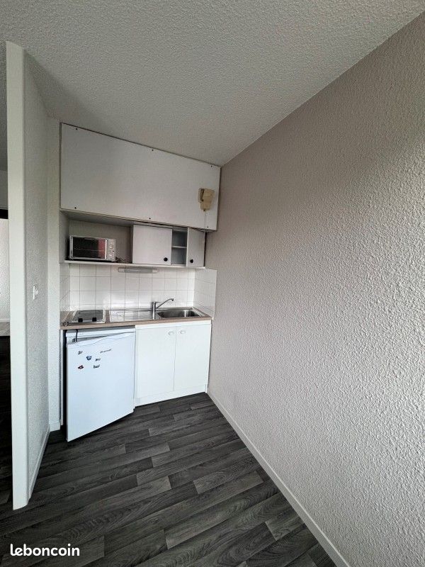 Studio 1 pièce 24 m² - Limoges 87000 (image principale 2)