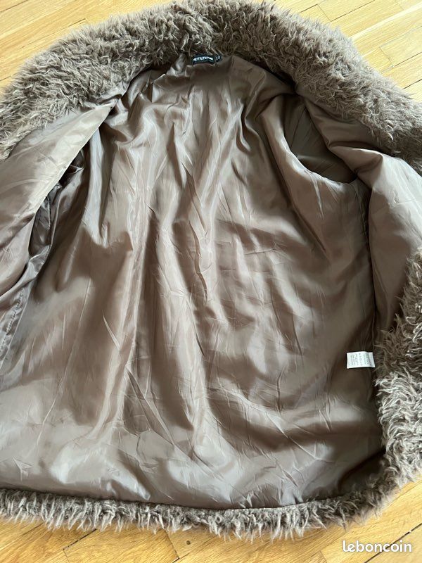 Manteau fausse fourrure Pretty Little Thing (image 4)