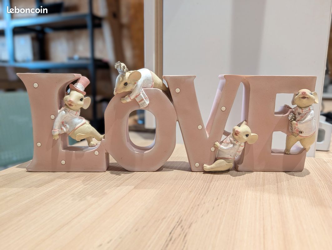 Décoration LOVE rose avec souris – environ 39 cm (image 1)
