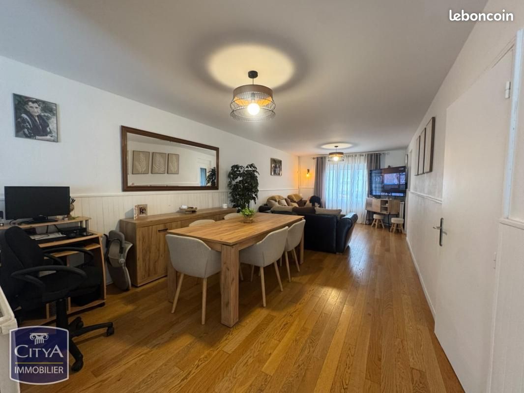 Maison 5 pièces 111 m² · à Roubaix · 111 m² · 159 000 €