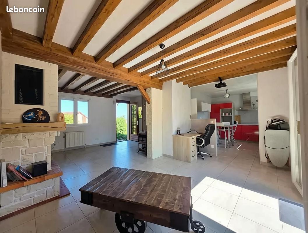 Maison lumineuse 112 m² – prox immédiate parc de la Combe Persil / serpent / fort motte giron (image 5)