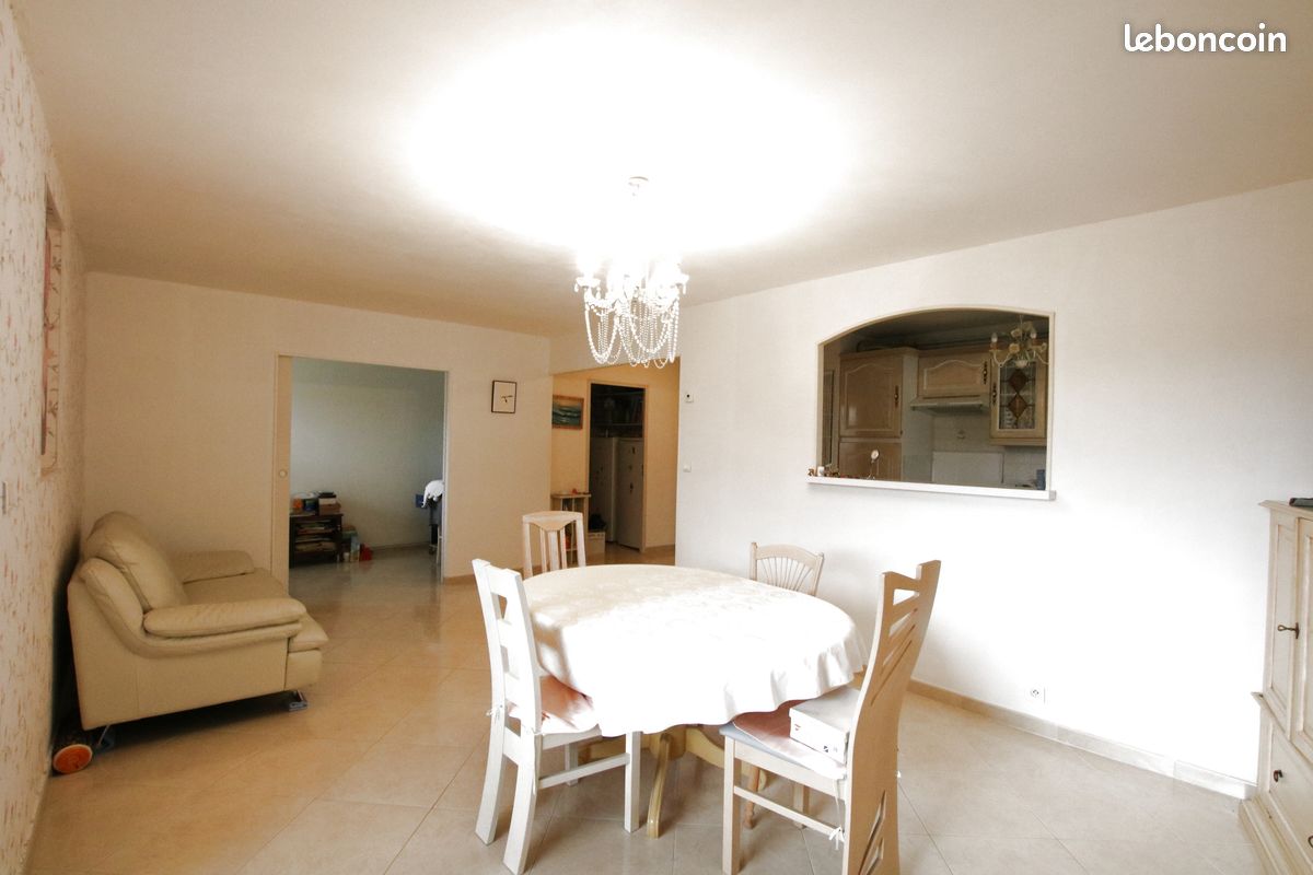 Appartement 3 pièces 78 m² · à Vitrolles · 78 m² · 1 035 €/mois