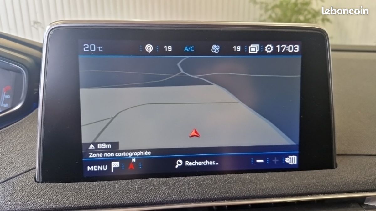 Peugeot 5008 BlueHDi 130 S&S EAT8 Active Business (image 26)