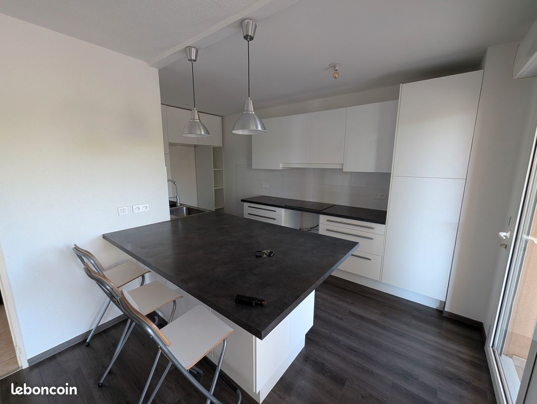 Appartement 4 pièces 74 m² · à Draguignan · 74 m² · 960 €