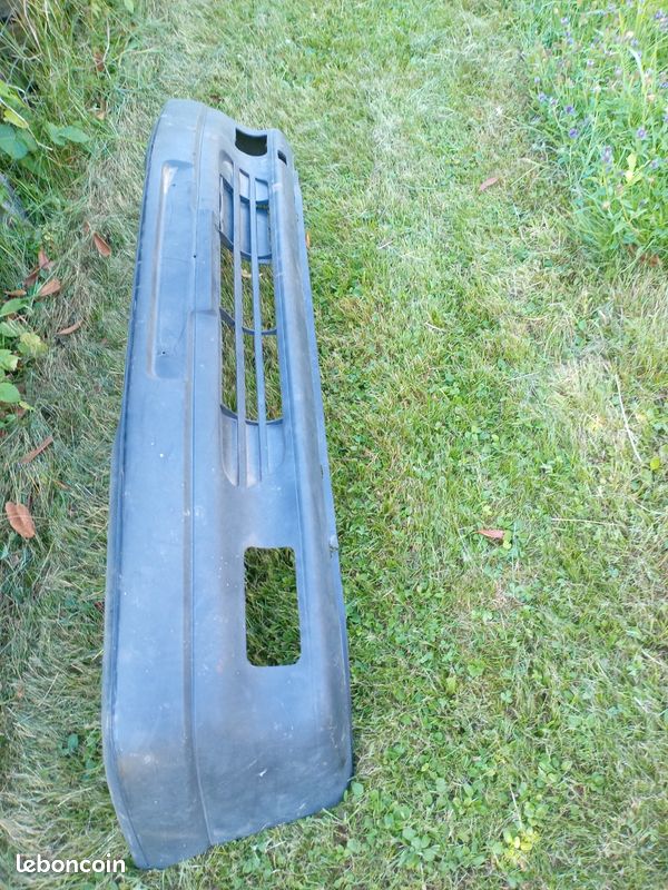 Pare choc avant 306 (image 1)