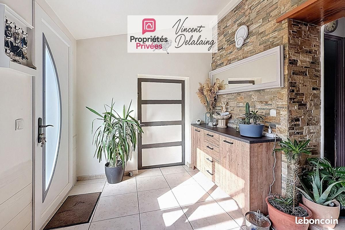 Maison 5 pièces 104 m² · à Villelaure · 104 m² · 325 000 €