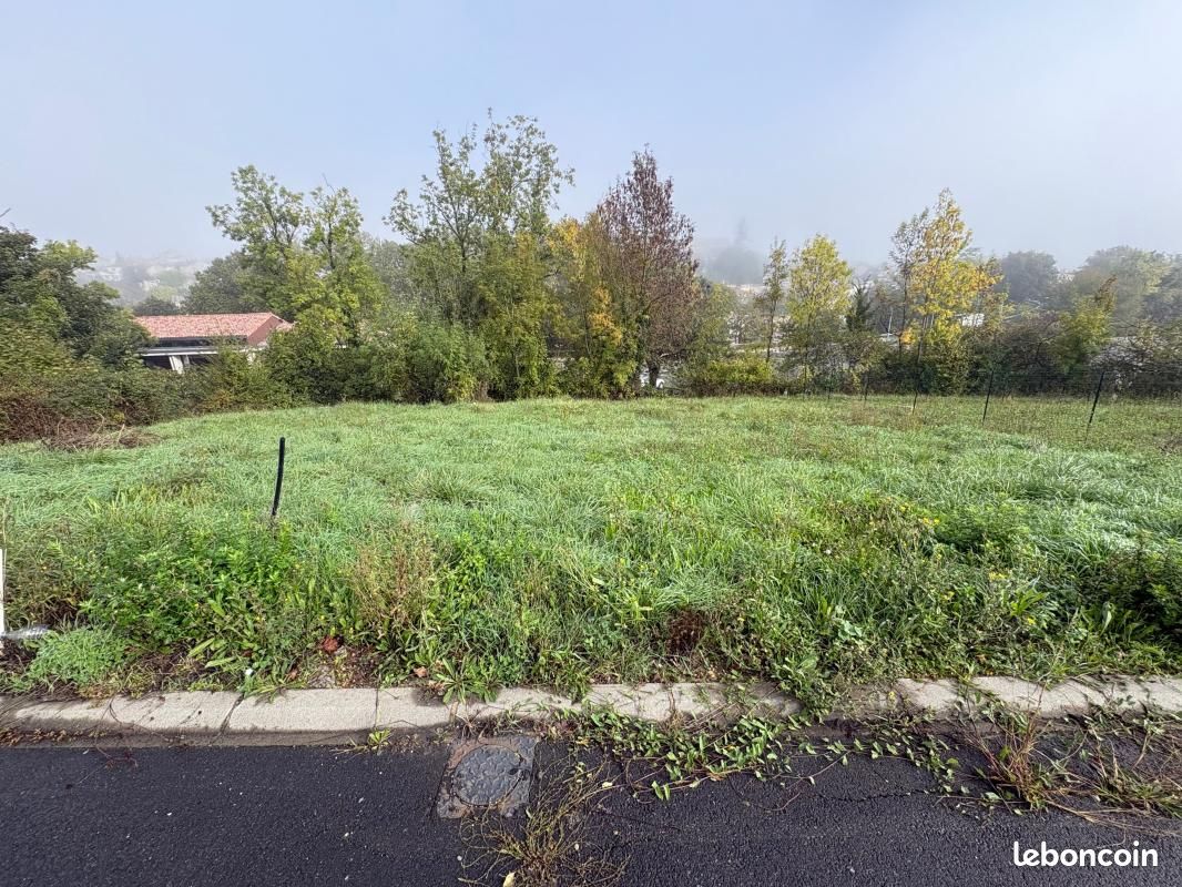 Terrain 495 m² Saintes · 49 200 €