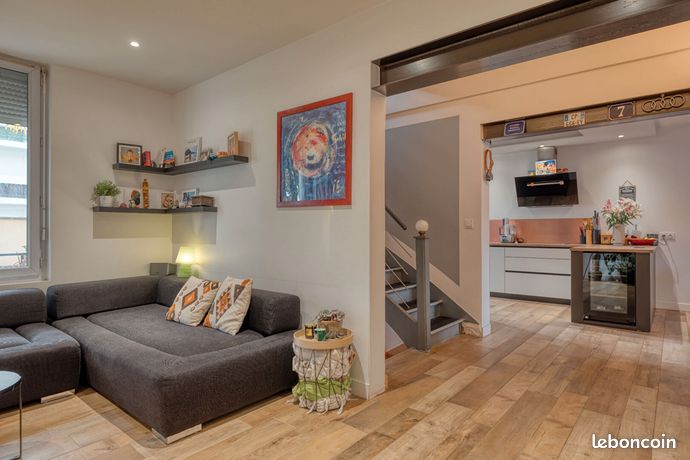 Maison 7 pièces 134 m² — 3
