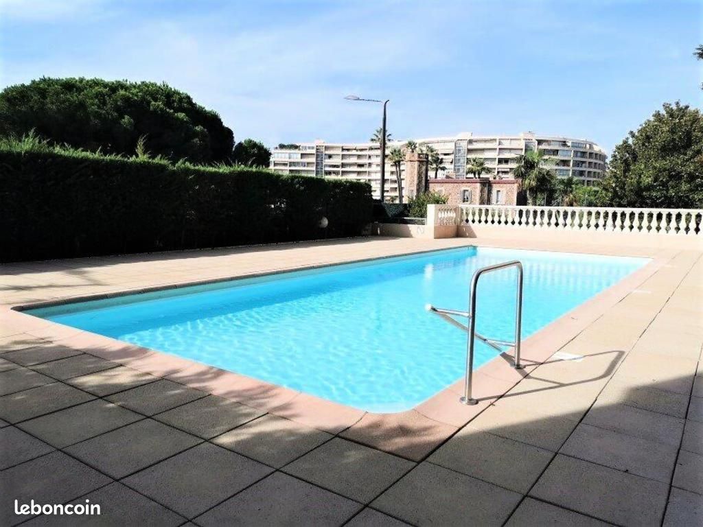 Appartement 2 pièces 28 m² · à Cannes · 28 m² · 860 €/mois