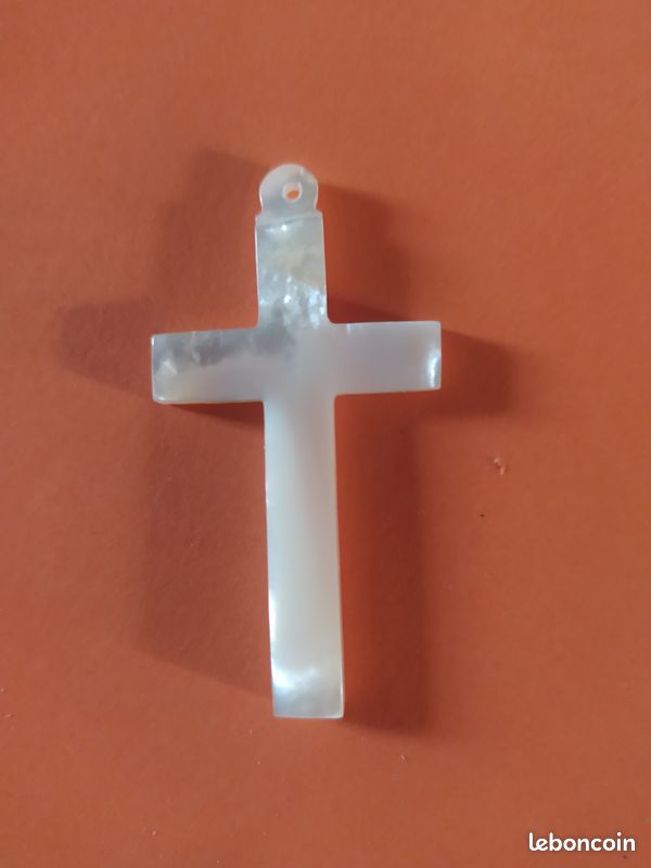 Croix en nacre (image 4)