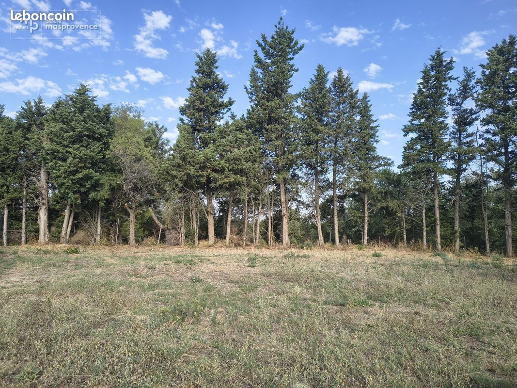 Terrain à bâtir de 1122 m² à AUBIGNAN (84) · 168 500 €