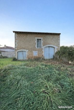 Grange 1 pièce 120 m²
