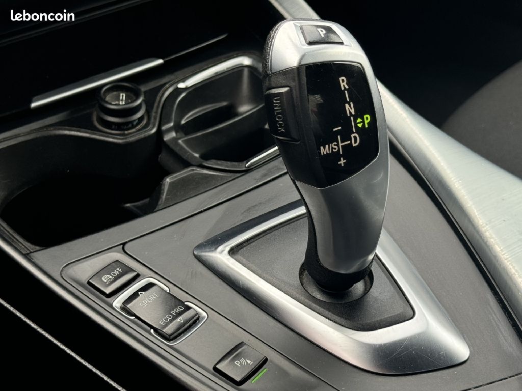 BMW Serie 2 Coupé 218d 143 ch Sport A (image 9)