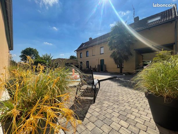 Ferme 7 pièces 240 m²