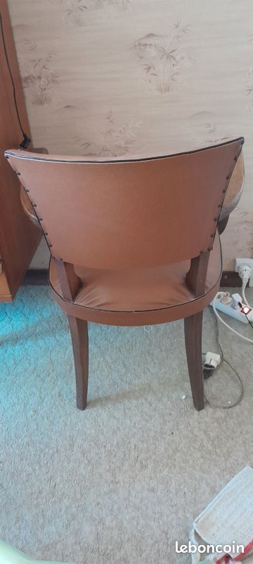 Lot de 2 chaises simili cuir (image 9)