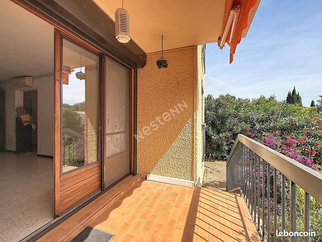 Appartement 3 pièces 70 m² · à Saint-Cyr-sur-Mer · 70 m² · 359 000 €