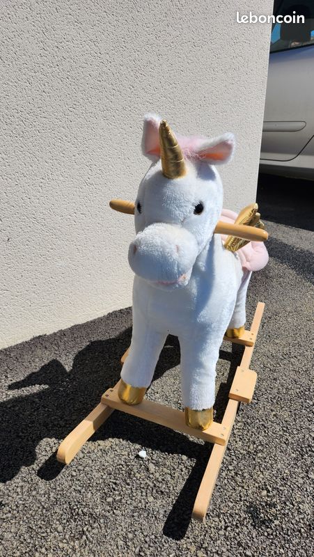 Licorne à bascule (image 1)