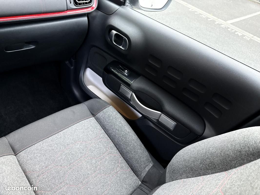Citroën C3 III 1.2 VTi 12V 82 cv White&Red Color*Crit'Air 1*Ct Kit Distribution Entretien Complet... (image 33)