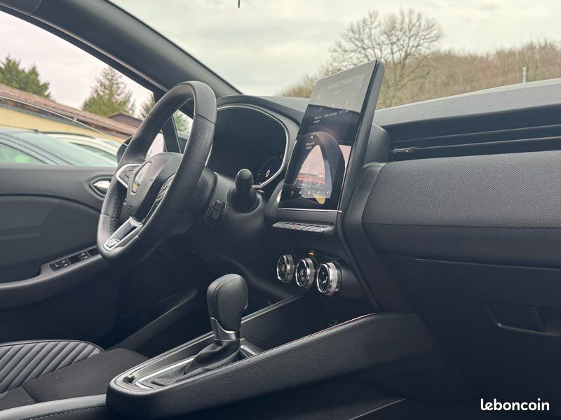Renault clio 5 e-tech 145 esprit alpine faibles kms (image 4)